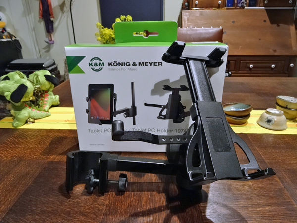 iPad�E�^�u���b�g�z���_�[ (K&M)